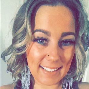 Meet your Posher, Cheryl